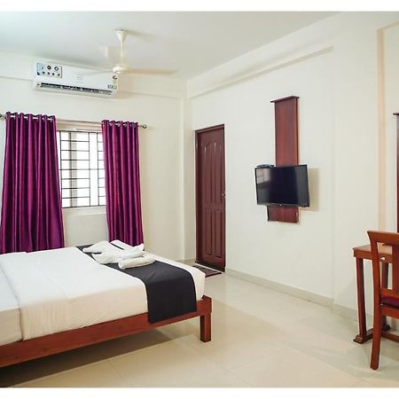 Hotel Hilite Inn Kochi ภายนอก รูปภาพ