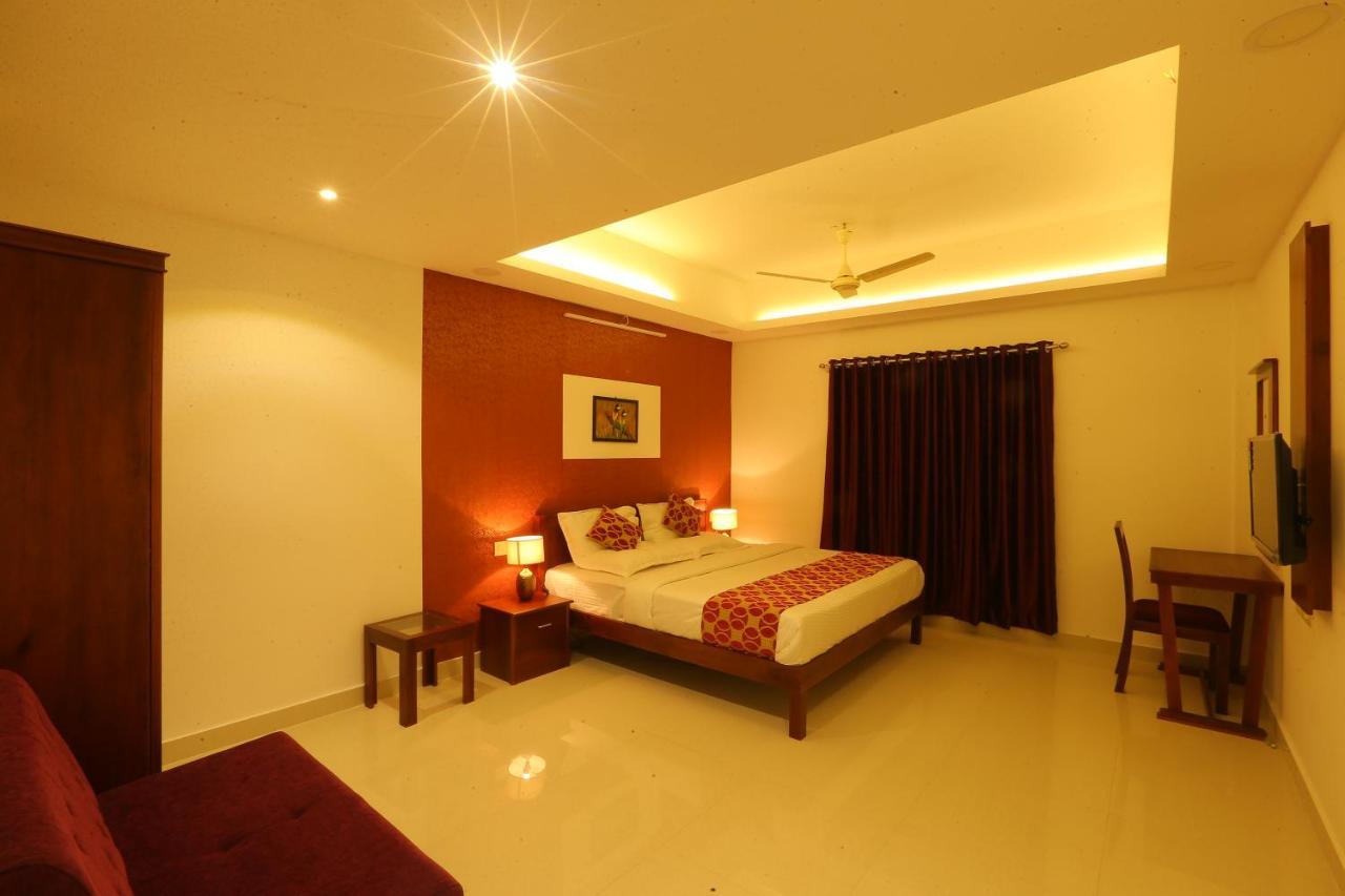 Hotel Hilite Inn Kochi ภายนอก รูปภาพ