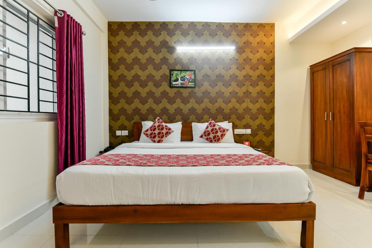Hotel Hilite Inn Kochi ภายนอก รูปภาพ