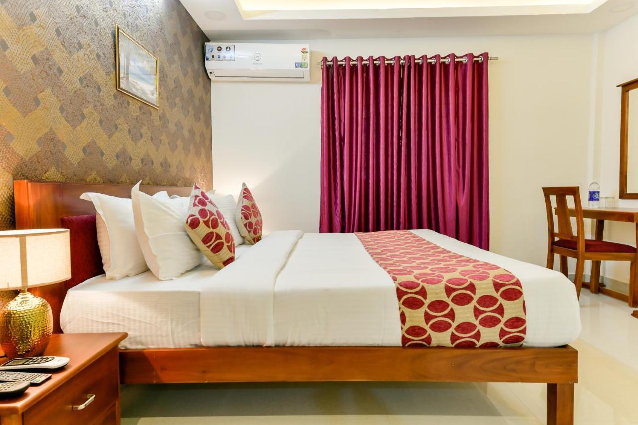 Hotel Hilite Inn Kochi ภายนอก รูปภาพ