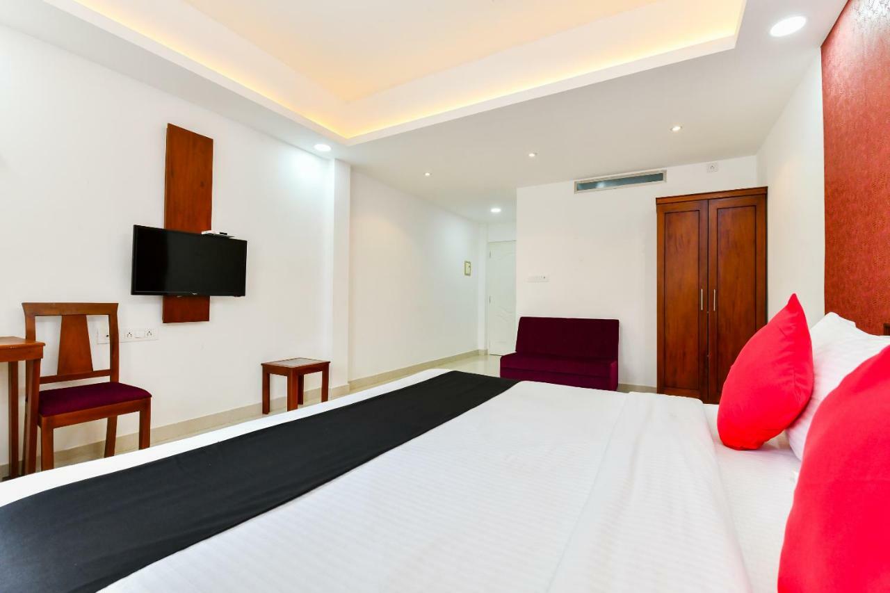 Hotel Hilite Inn Kochi ภายนอก รูปภาพ