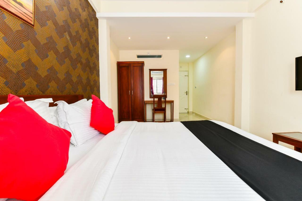 Hotel Hilite Inn Kochi ภายนอก รูปภาพ