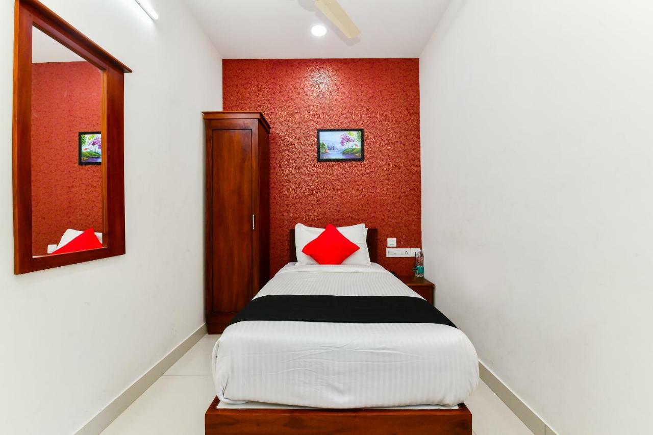 Hotel Hilite Inn Kochi ภายนอก รูปภาพ