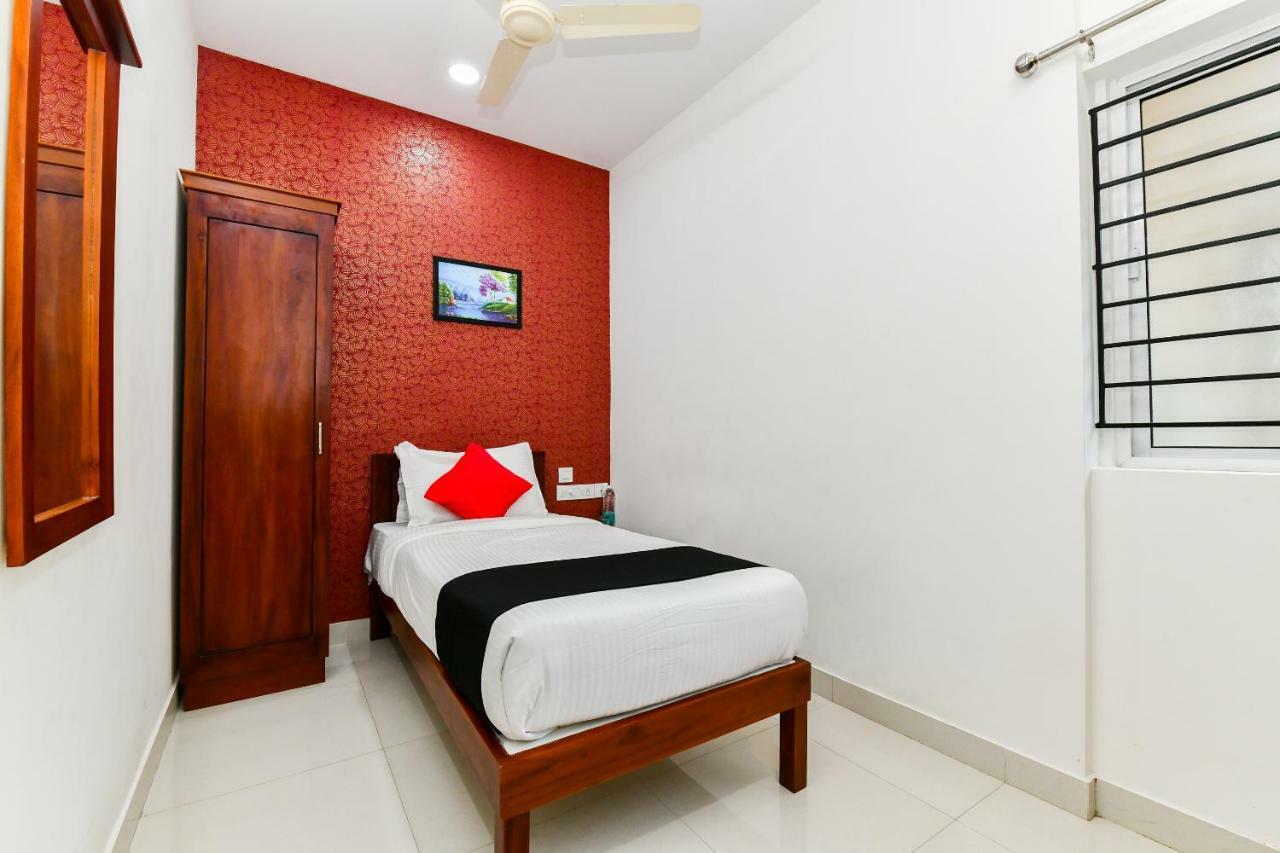 Hotel Hilite Inn Kochi ภายนอก รูปภาพ