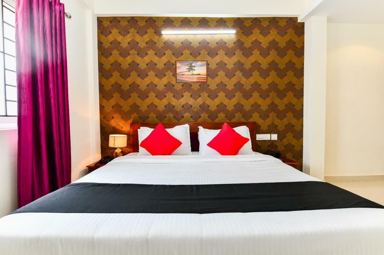 Hotel Hilite Inn Kochi ภายนอก รูปภาพ