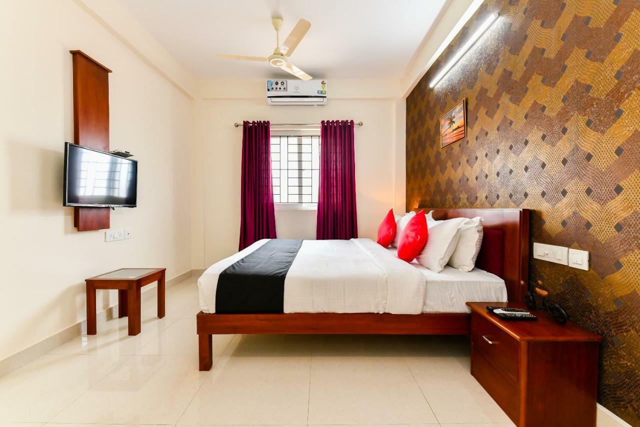 Hotel Hilite Inn Kochi ภายนอก รูปภาพ